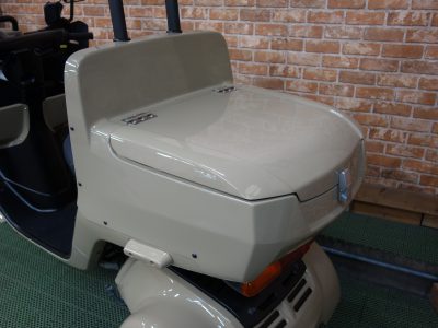 C200