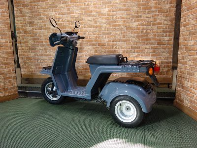 C302