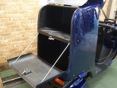 R25