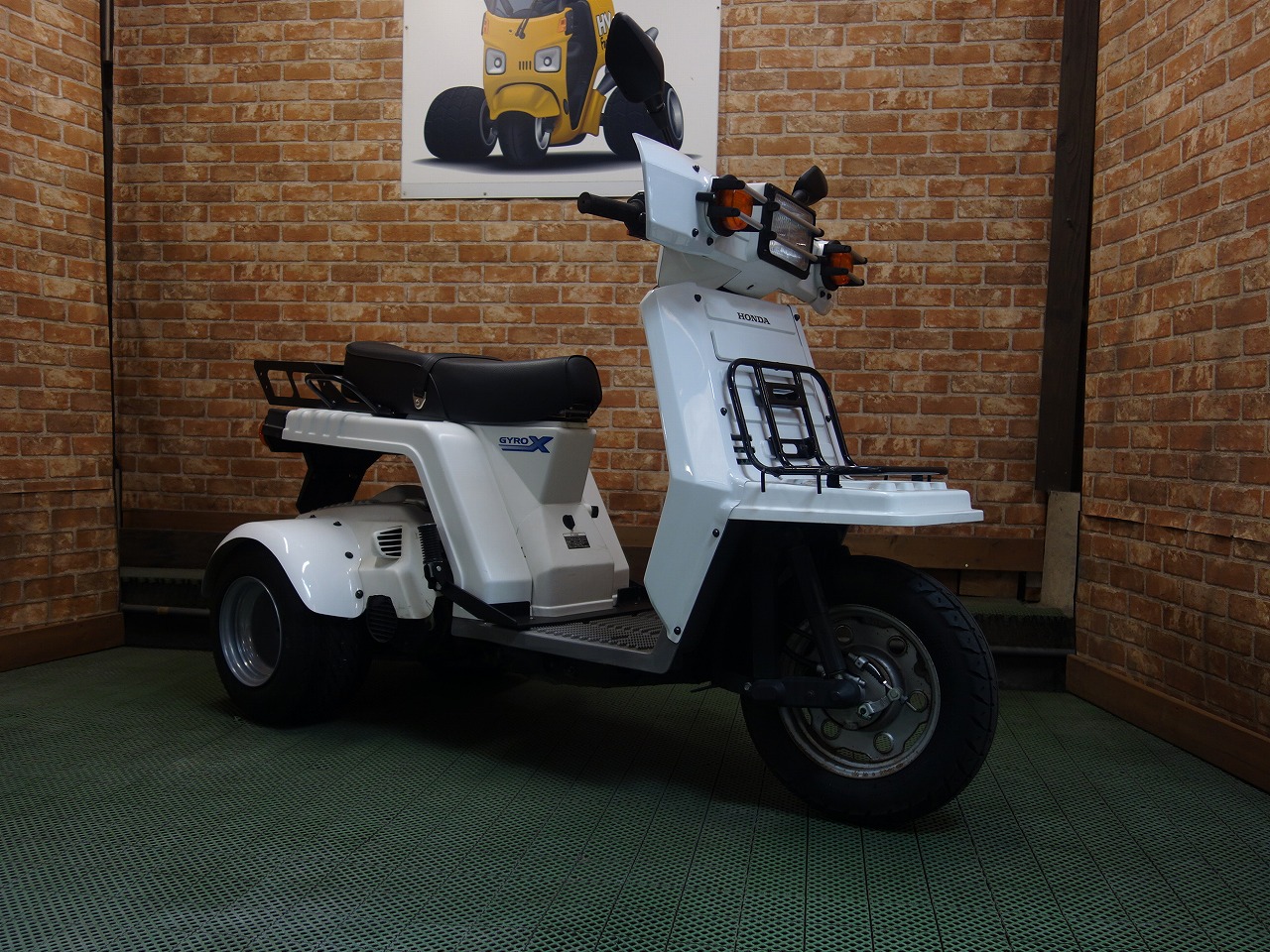 横浜発】ホンダ・ジャイロUPカスタム車両・側車付二輪登録中古車